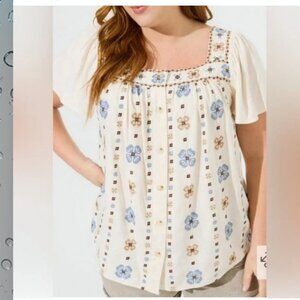Torrid square neck embroidered, flutter sleeve, ivory linen blend top size 3